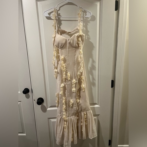 Cream midi dress - Picture 2 of 2